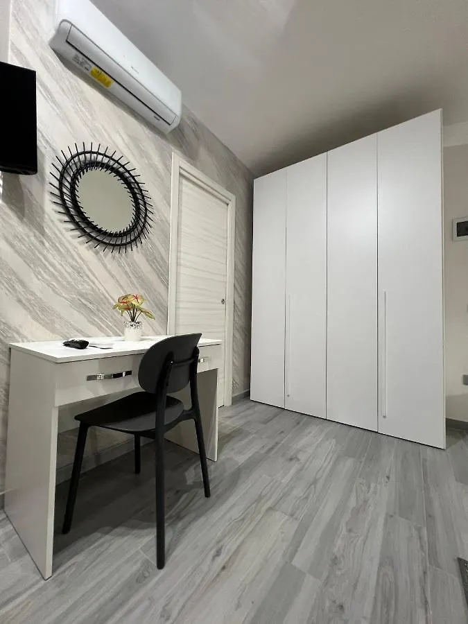 Guest house La Casa Della Nonna - Quartierispagnoli Naples Italy