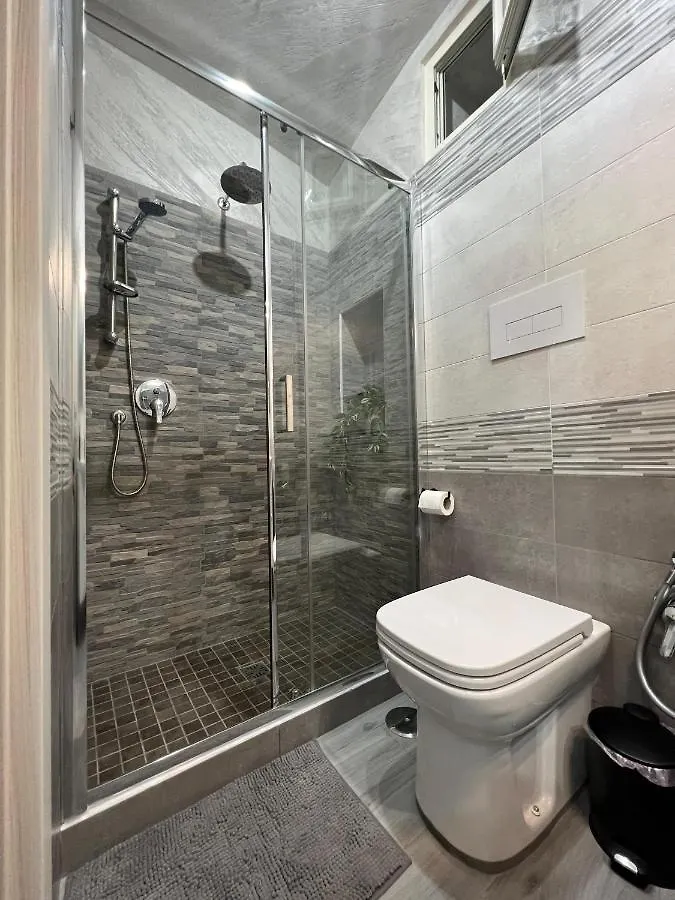 Guest house La Casa Della Nonna - Quartierispagnoli Naples Italy